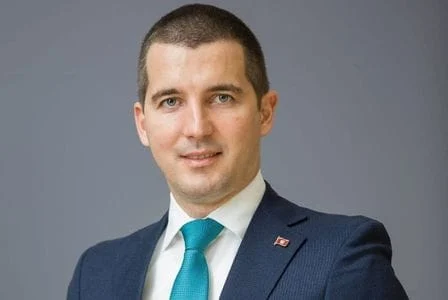Bečić uputio predlog Sekuloviću: Vesna Pećanac da dobije CG državljanstvo