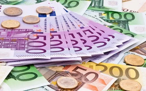 Za deficit budžeta krive nabavke uniformi, ljekova, subvencije...