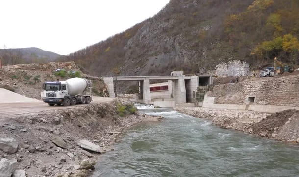 Mijajlović bio u poslu i sa malim hidroelektranama