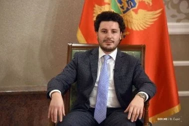 Poruka Abazovića Bajdenu: Moramo se svakodnevno boriti za demokratiju