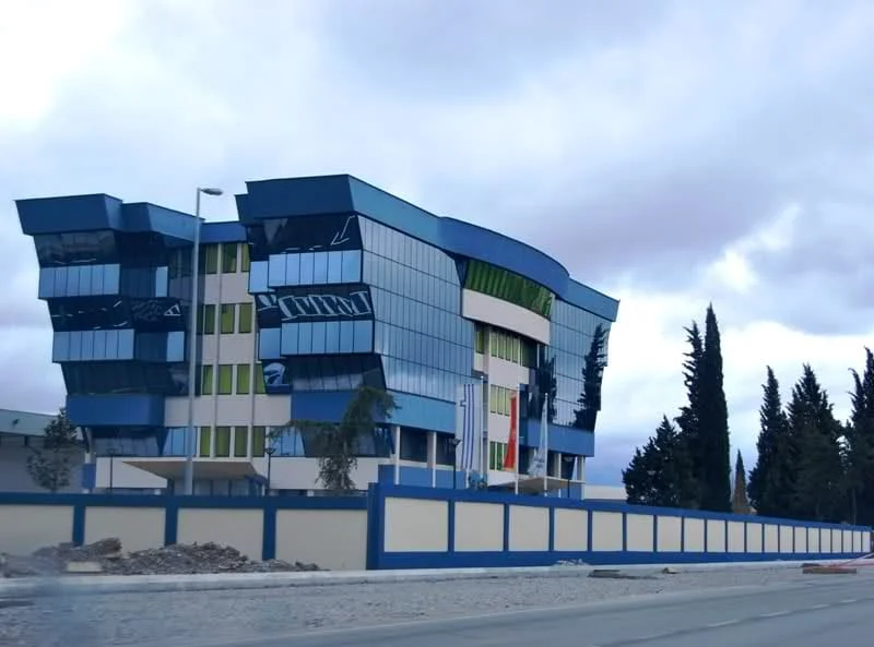 Vodovod najavio krivične prijave protiv dva vlasnika restorana u Siti kvartu: Travnjake zalivaju mimo vodomjera