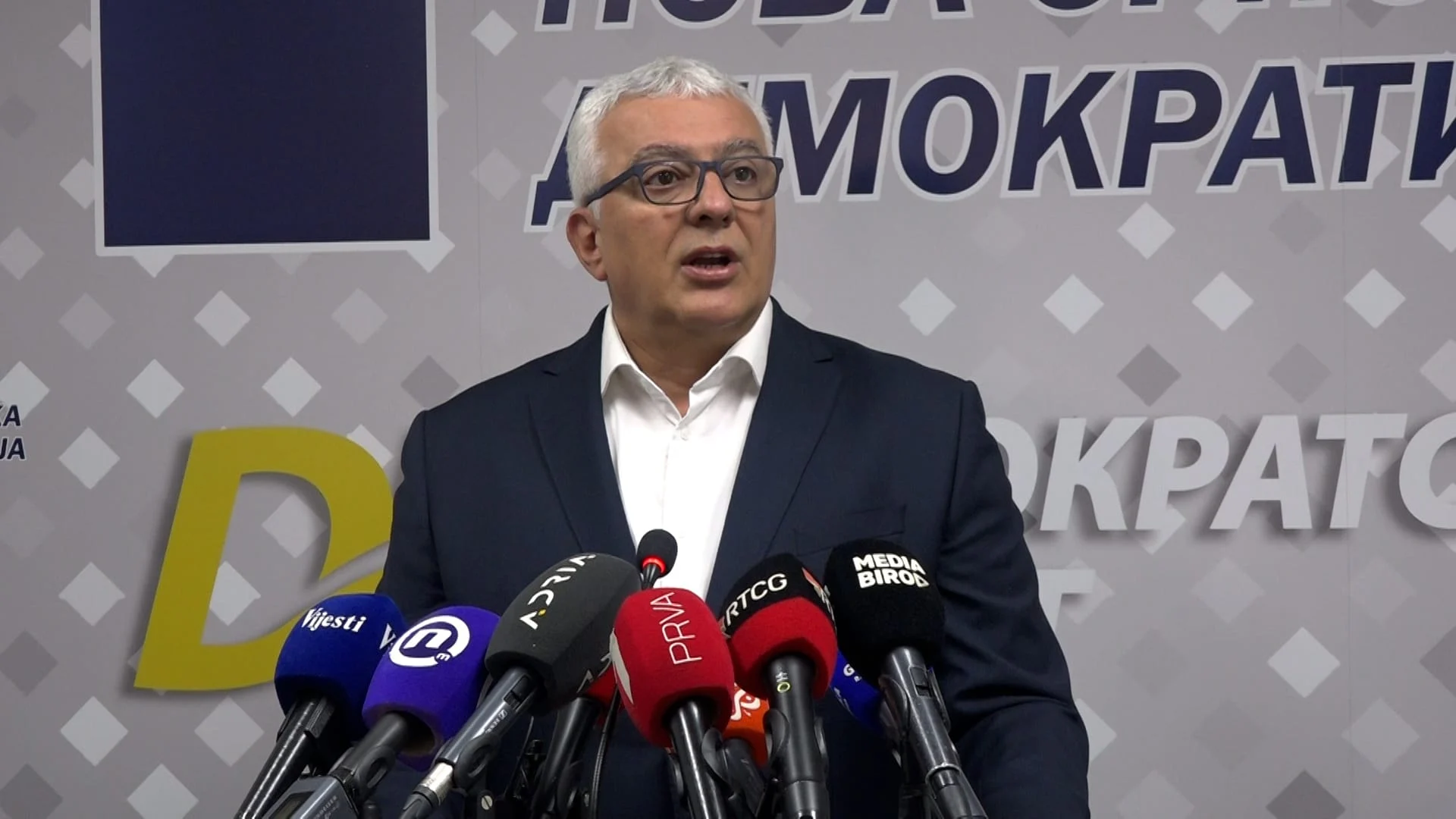 Mandić: U mom telegramu nije bilo suvišnog. DPS mnogo boli što ću ja i ova parlamentarna većina uvesti Crnu Goru u EU