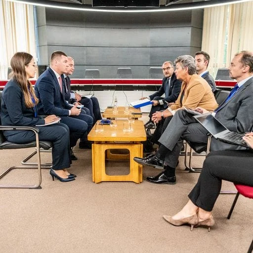 Adžić sa komesarkom Johanson: Ujedinjeni pred izazovima