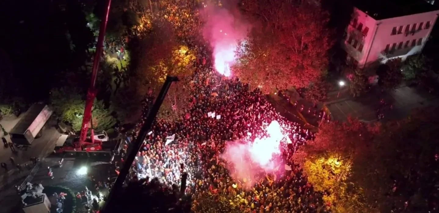Sjutra protest "Ima nas": Traže vanredne izbore i novu Vladu