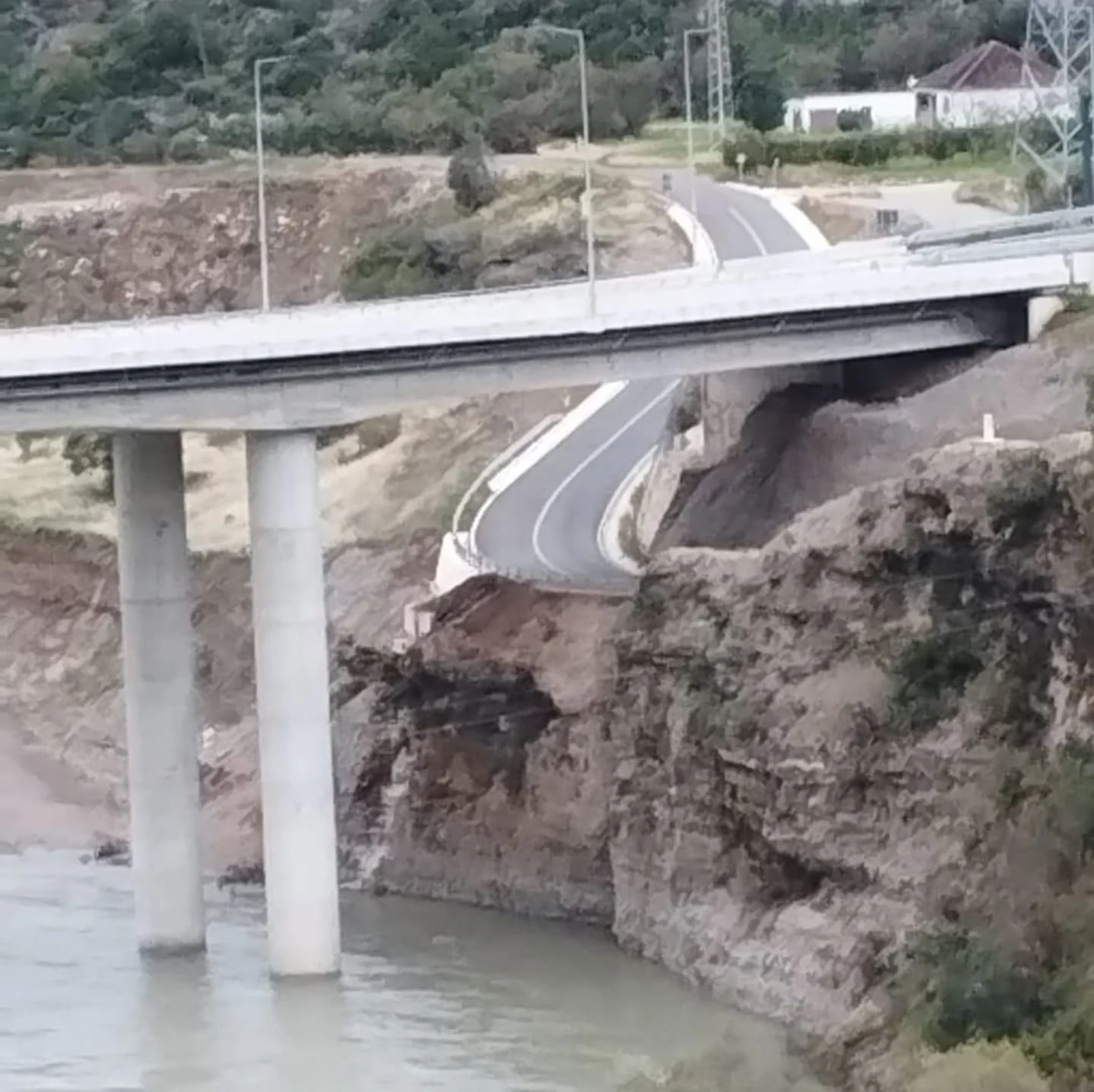 Saobraćajnica u Rogamima bezbjedna za saobraćaj