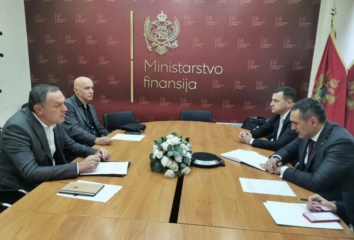 Nastavljeni pregovori sa Sindikatom prosvjete o mogućnostima za povećanje zarada