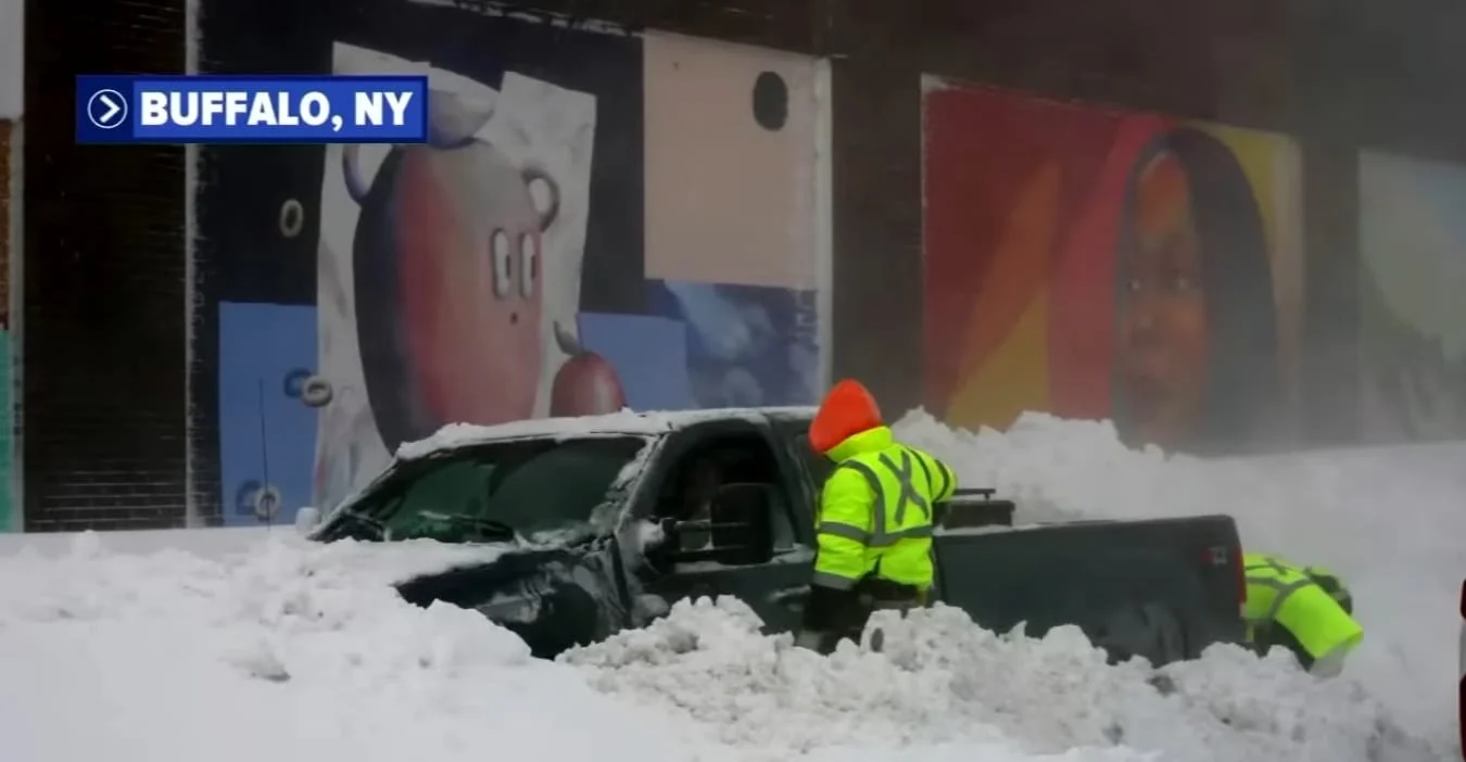 Epska ledena oluja u Americi: Poginulo 30 ljudi, zaglavljeni automobili (VIDEO)