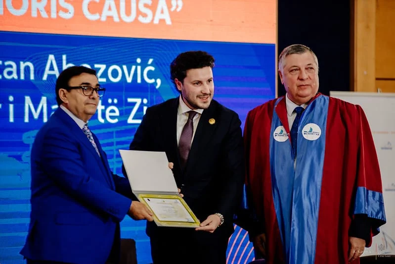 Abazoviću dodijeljen počasni doktorat Mediteranskog univerziteta u Tirani