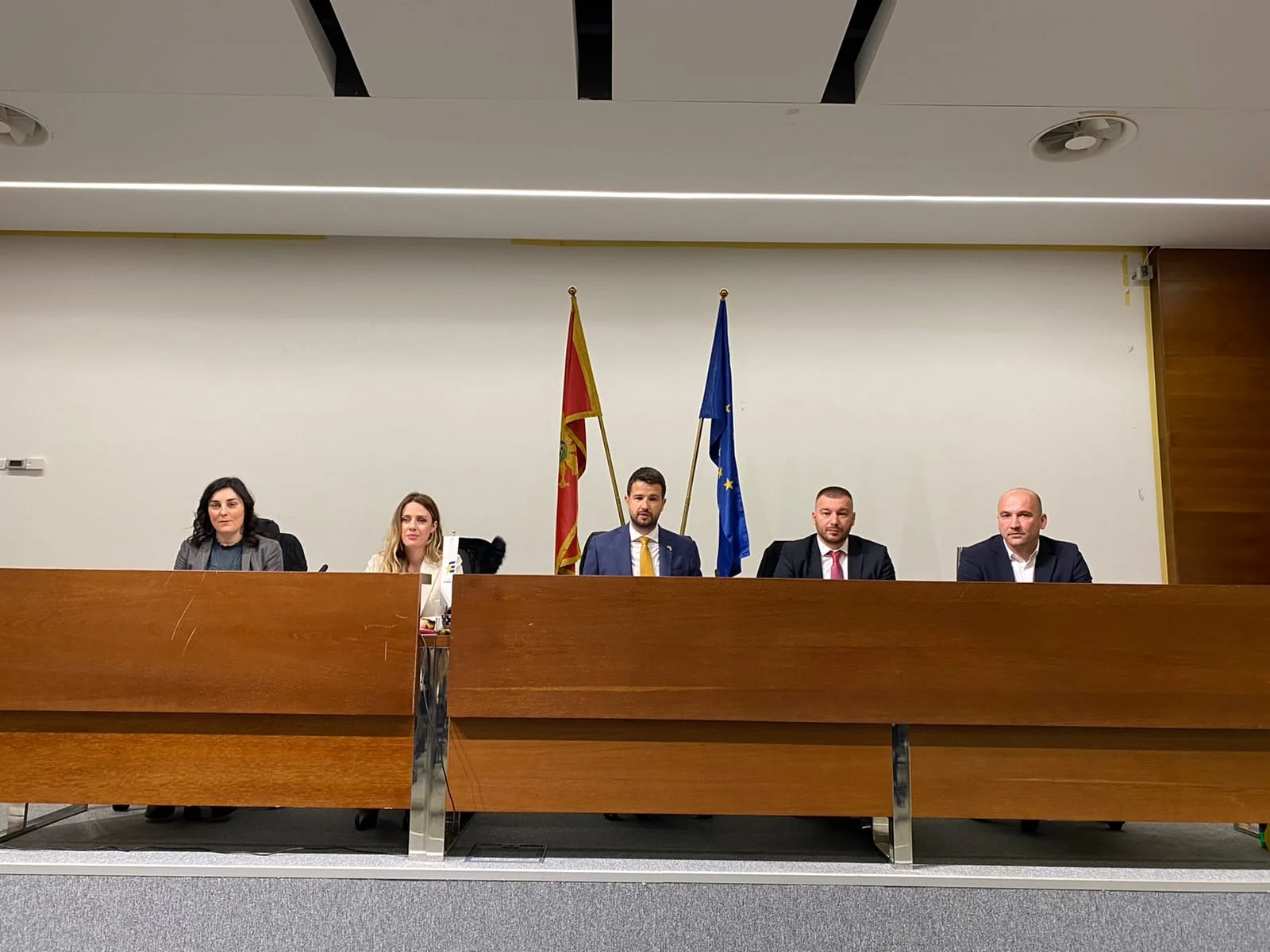 Odbor Glavnog grada Pokreta Evropa sad: Izglasati izmjene Zakona o lokalnoj samoupravi ukoliko se ne izglasaju sudije US