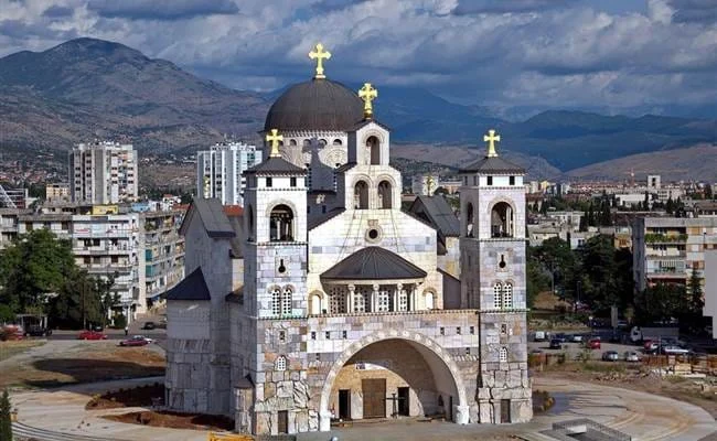 Mitropolija crnogorsko-primorska pozvala na mir, uzdržanost i dosljednu primjenu zakona