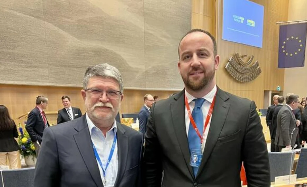 Nikolić sa Piculom: Vanredni izbori najbolji put do demokratske vlade i bržeg napretka ka EU