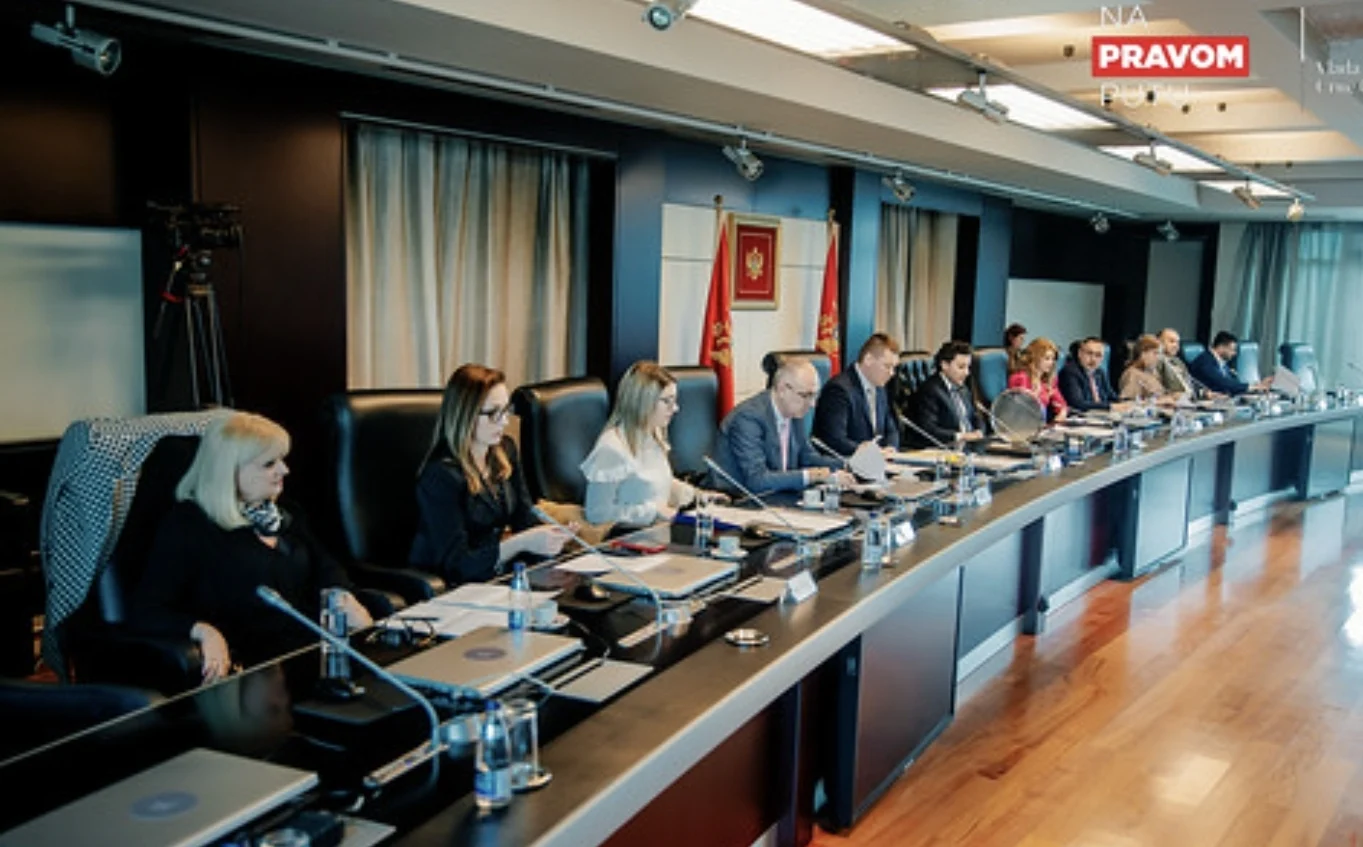 Održana konstitutivna sjednica Savjeta za prava djeteta: Razgovaralo se o mjerama suzbijanja nasilja nad djecom i mladima