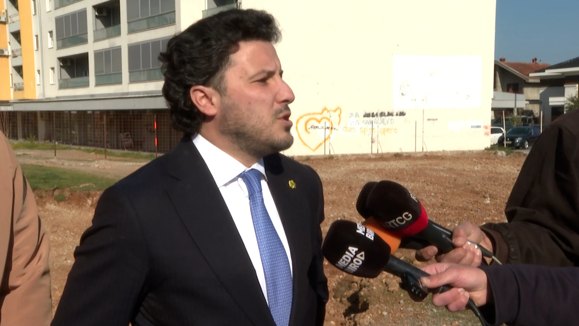 Abazović: Sramota da se šverc od dvije decenije svede na jednog čovjeka