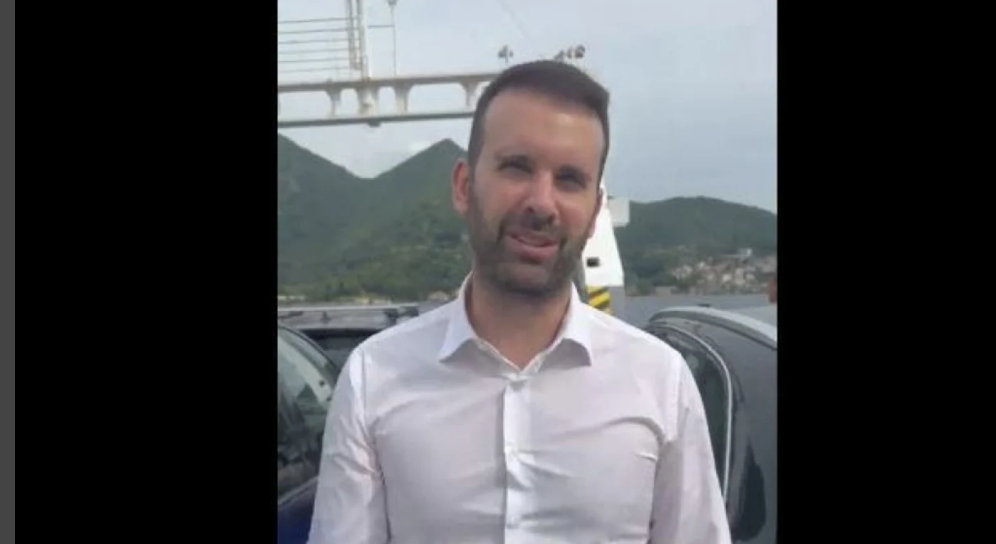 Spajić čekao trajekt preko sat: U sezoni će ovo biti veliki problem
