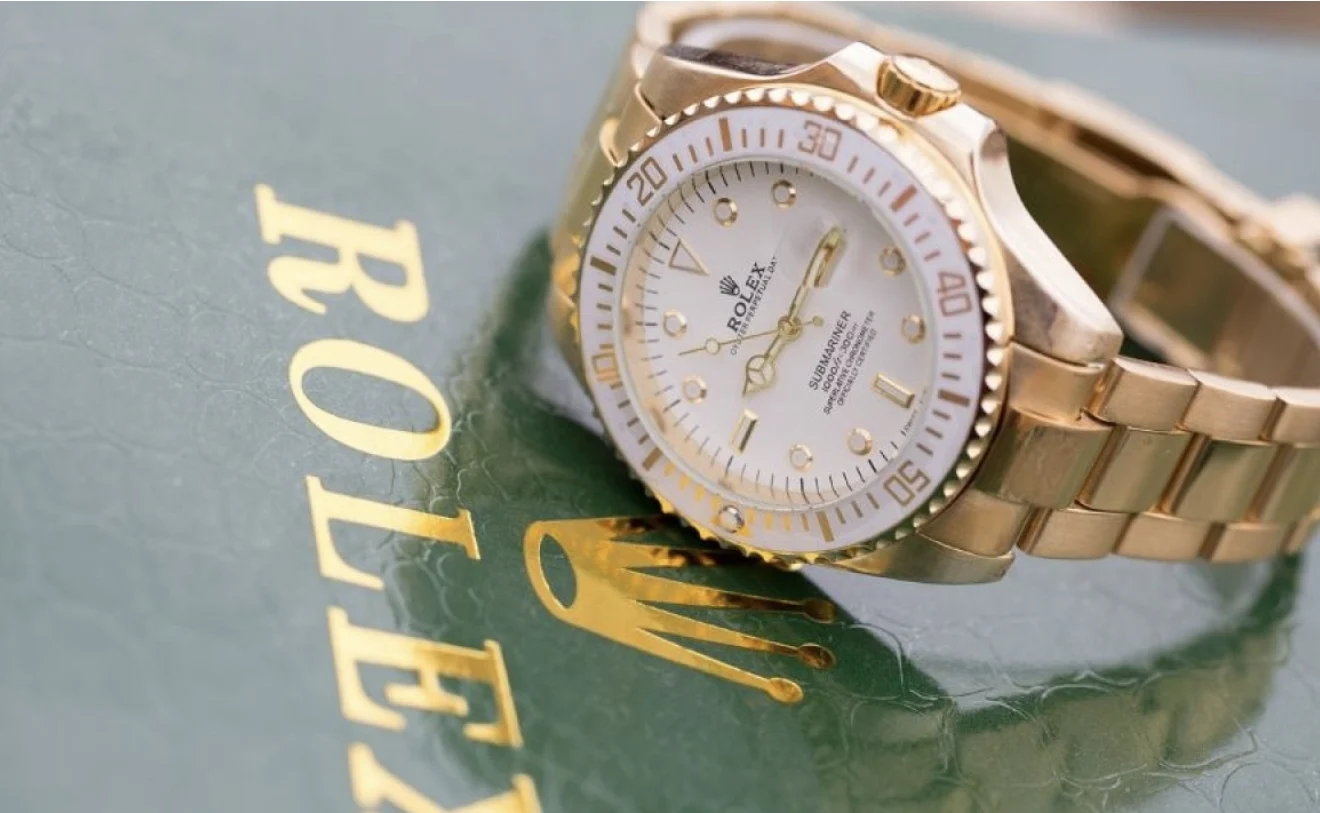 Ukrala sat "Rolex" na aerodromu u Memingenu, pa odmah odletjela za Tuzlu