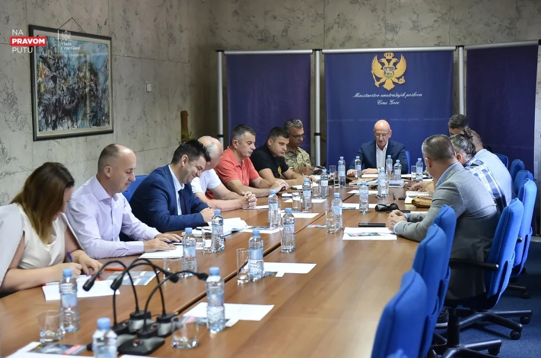 Održana sjednica Operativnog štaba za zaštitu i spašavanje: Velika opasnost od požara