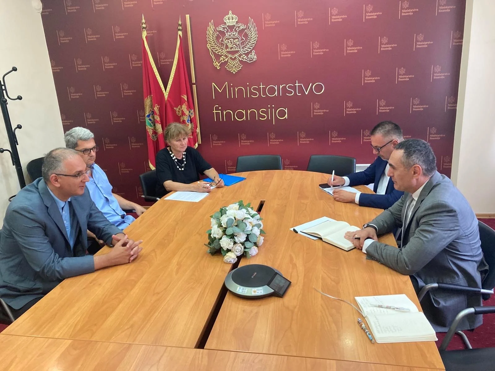 Ministarstvo finansija će pomoći Matici crnogorskoj
