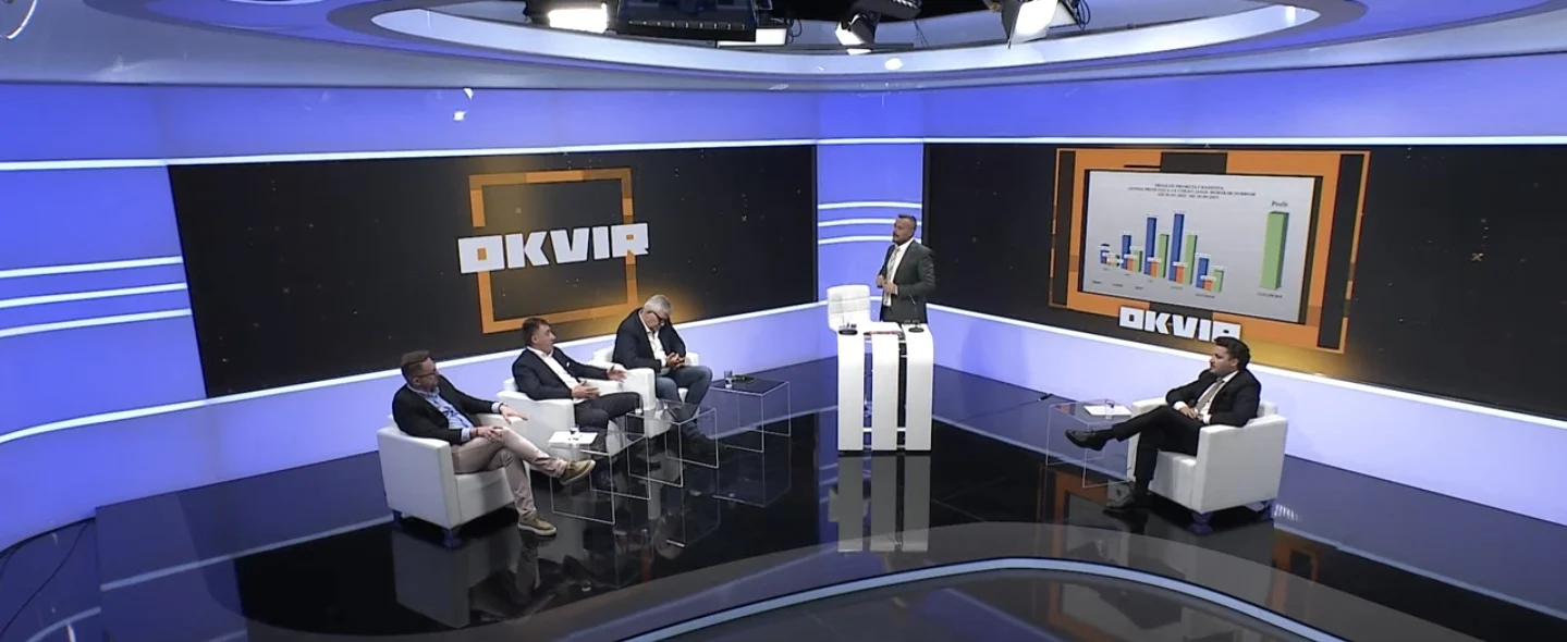 Abazović: Recite ime Rusa koji je vlasnik vašeg hotela; Radulović: Ovo je dno dna. Sram te bilo