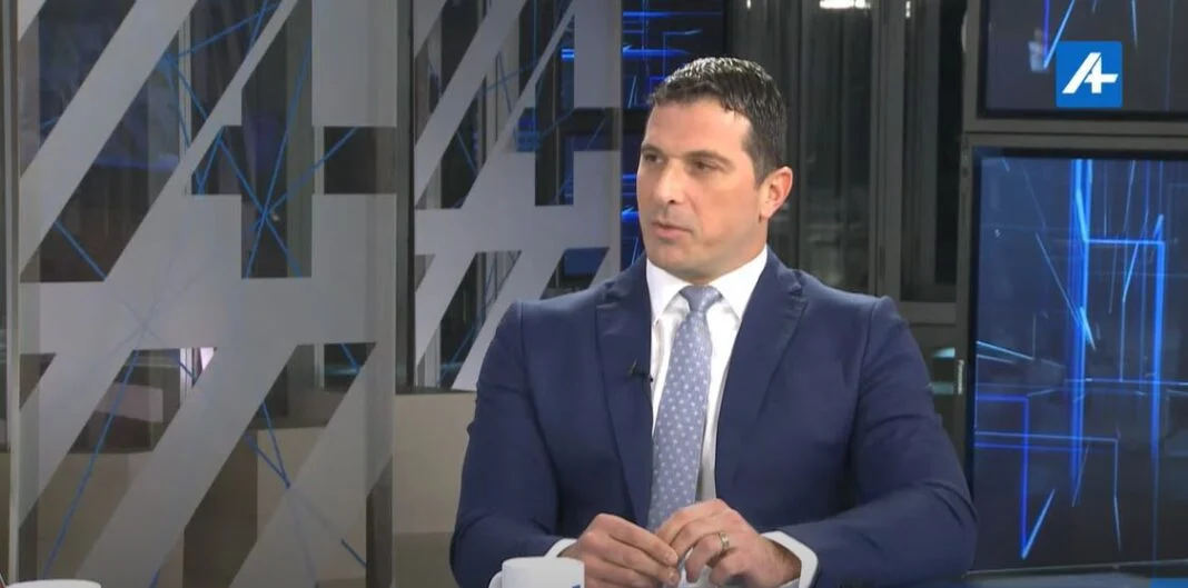 JANOVIĆ: EU zakoni se usvajaju „preko koljena“, i to niko ne čita