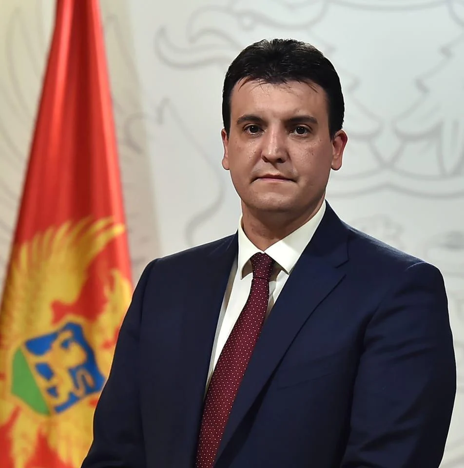 Milović isključen iz PES-a, Mujović predložen za člana Predsjedništva