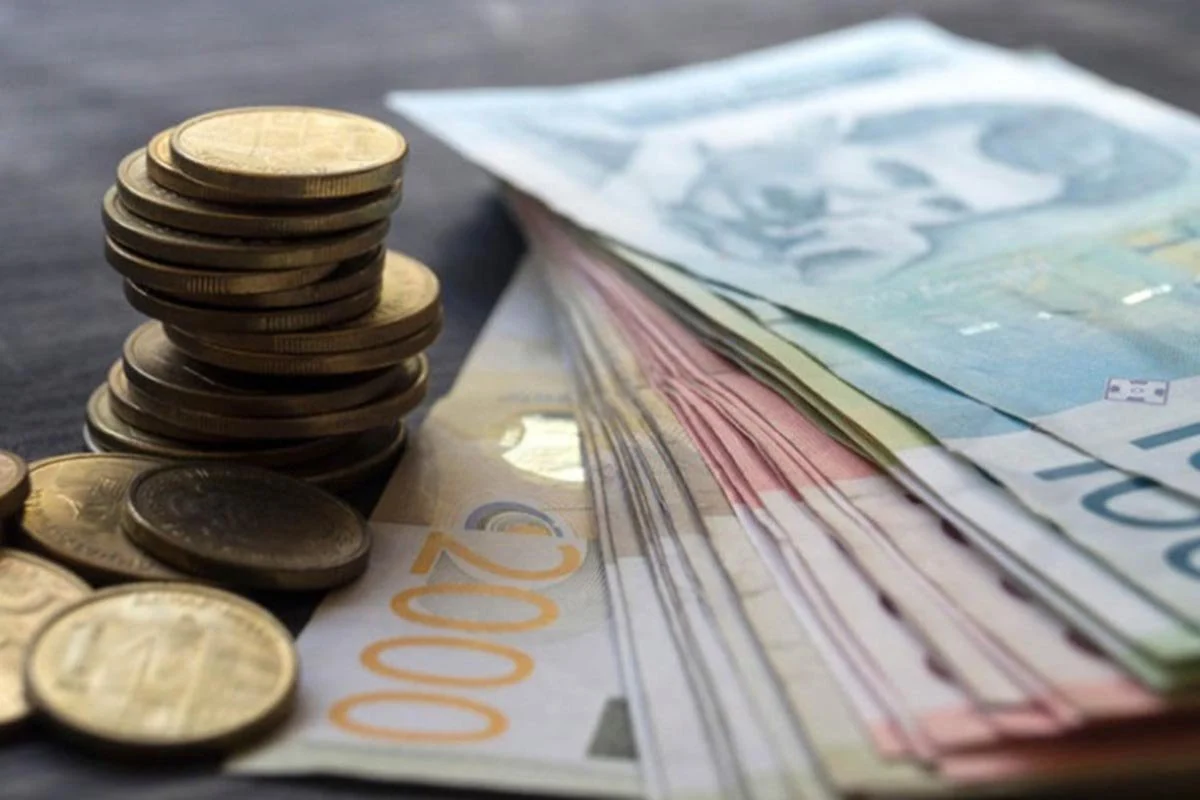 Priština popustila, odlaže se odluka o ukidanju dinara na Kosovu