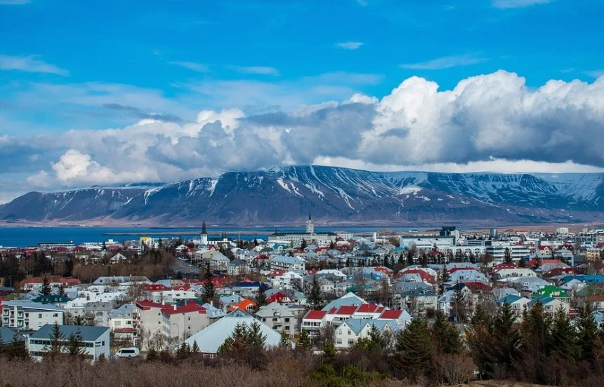 Dok Crna Gora "jedva čeka" da uđe u EU, na Islandu po anketama tijesna većina podržava pregovore o pristupanju