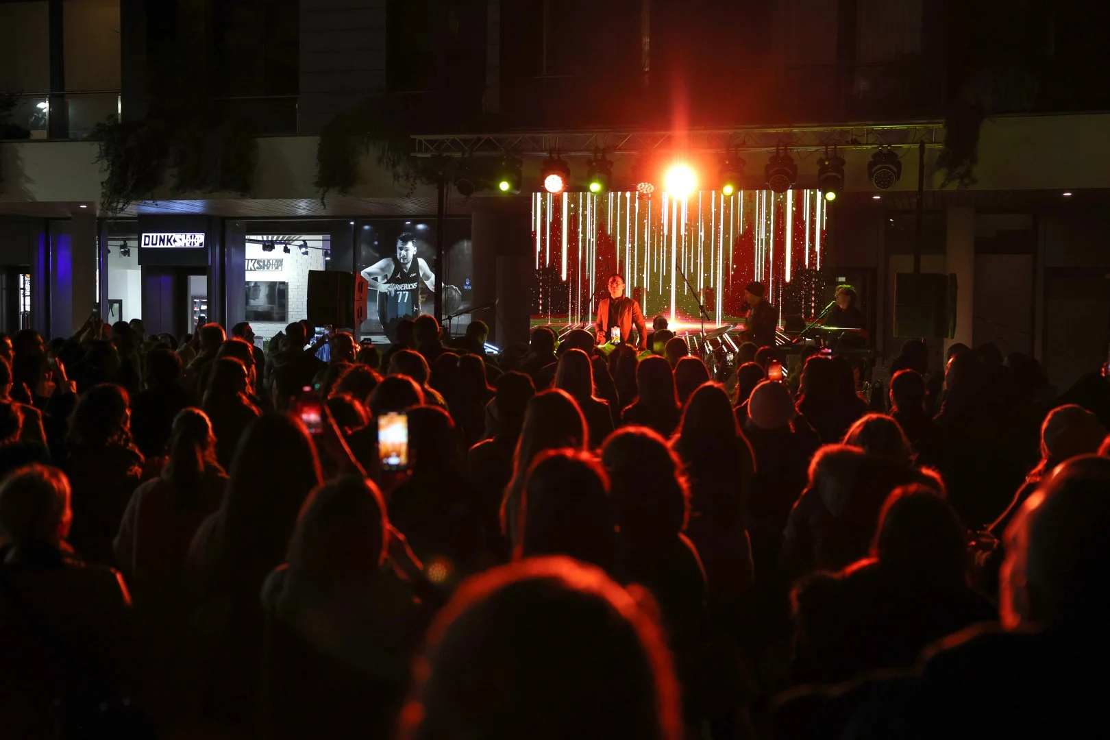 “Ljubav i tako to”: Željko Vasić napravio sjajnu atmosferu za Dan zaljubljenih