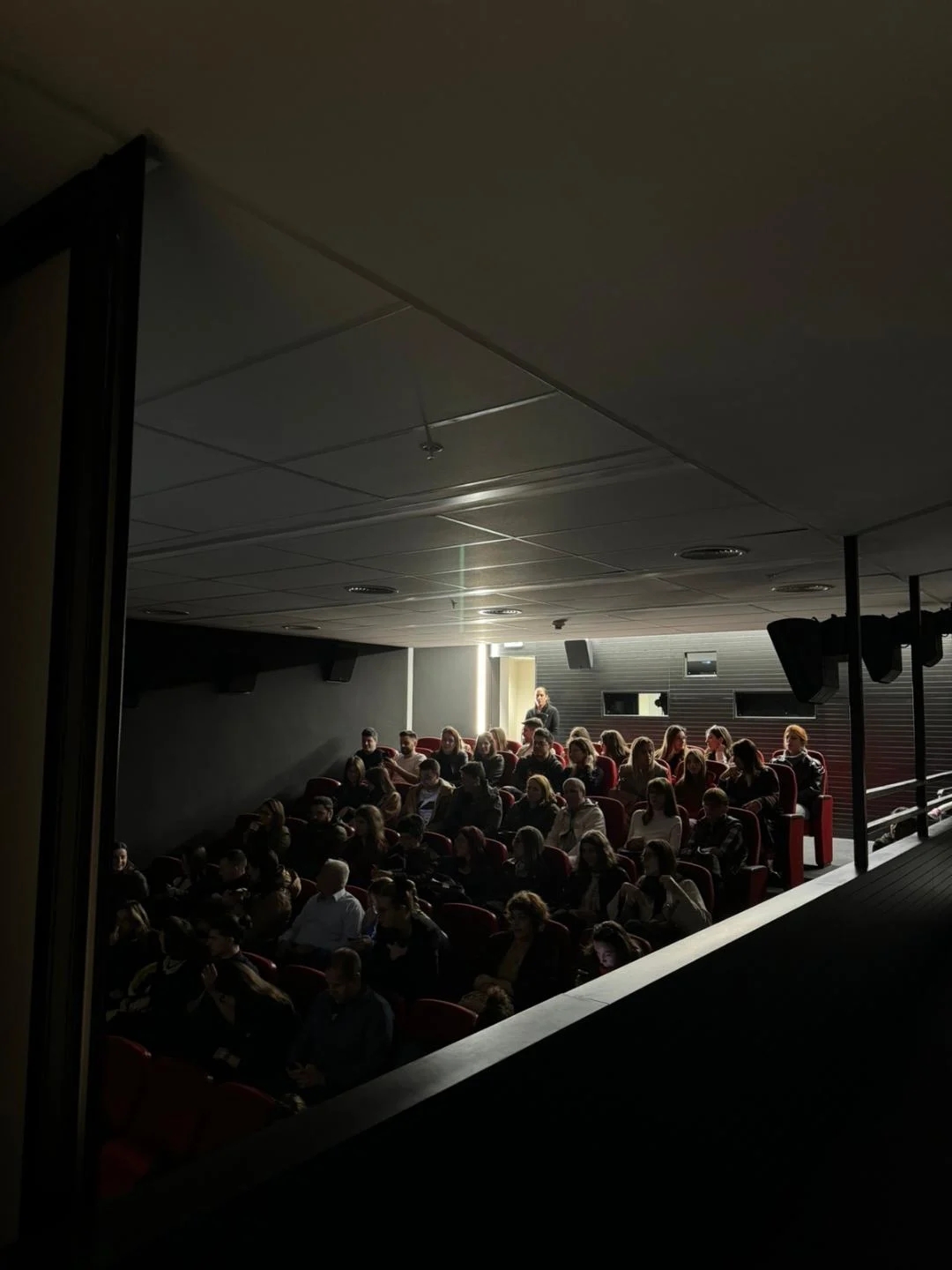 PROGRAM „PONOVO RADI BIOSKOP: Savremeni crnogorski film 2017-2023“ POČEO U CRNOGORSKOJ KINOTECI