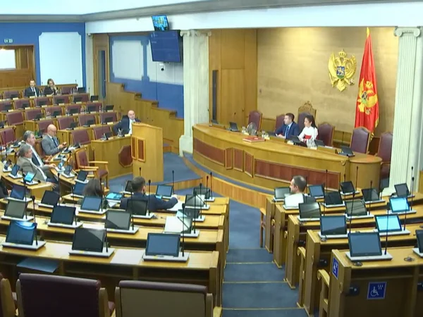 Odgovori ministara: Uvode nove penzijske stubove, cijene limitirane, kadriranja u energetskom sektoru...