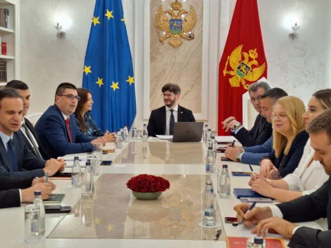 Čarapić: Tri predloga za rješenje krize u Šavniku; Rakočević: Vlada da povuče odluku o prinudnoj upravi