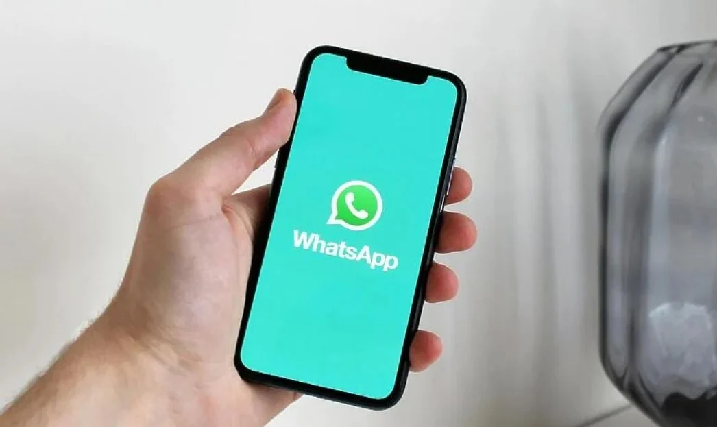 Aplikacija WhatsApp dobija AI chatbot