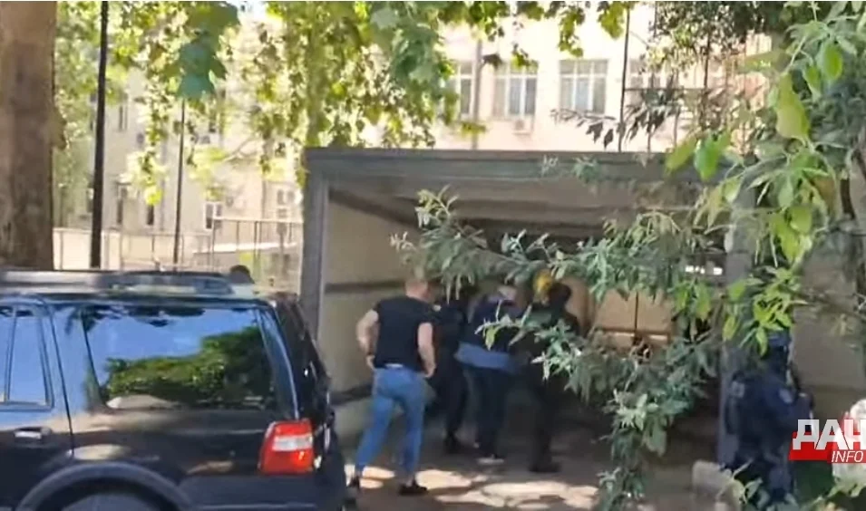 Knežević sproveden u Viši sud, na sebi imao pancir