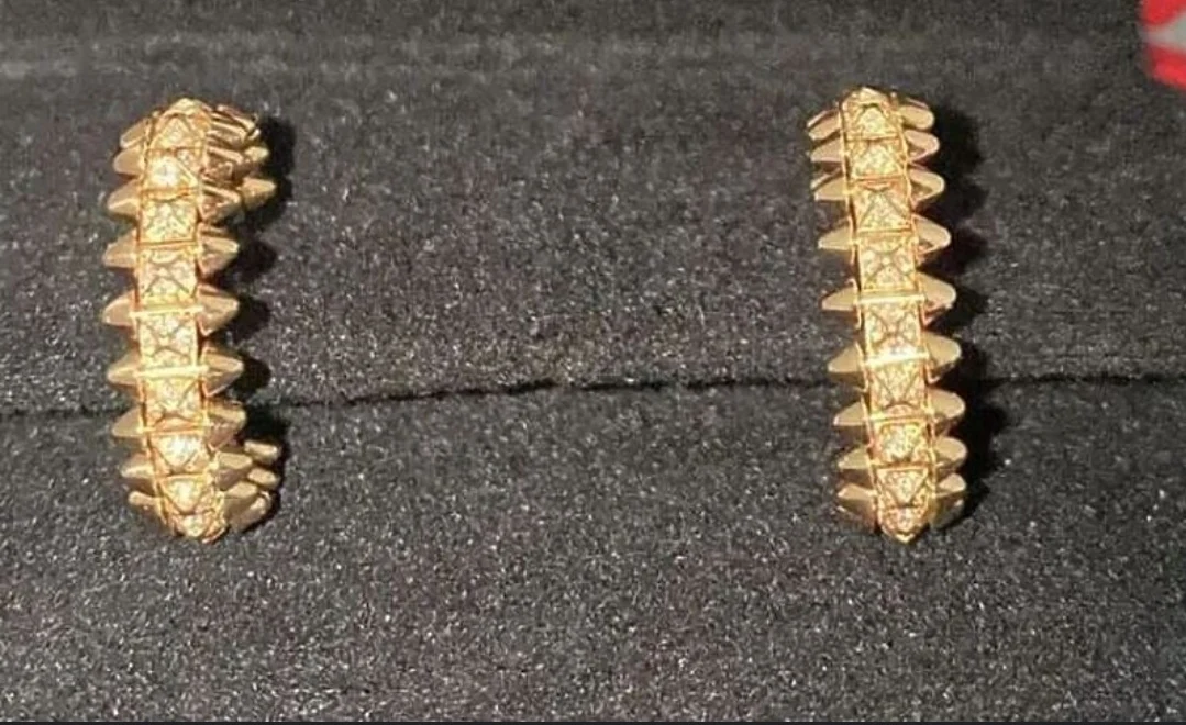 Za 13 dolara kupio luksuzne minđuše iako ga je Cartier pokušao spriječiti u tome