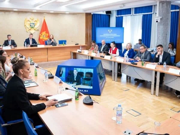 Dobila otkaz jer je onkološki pacijent