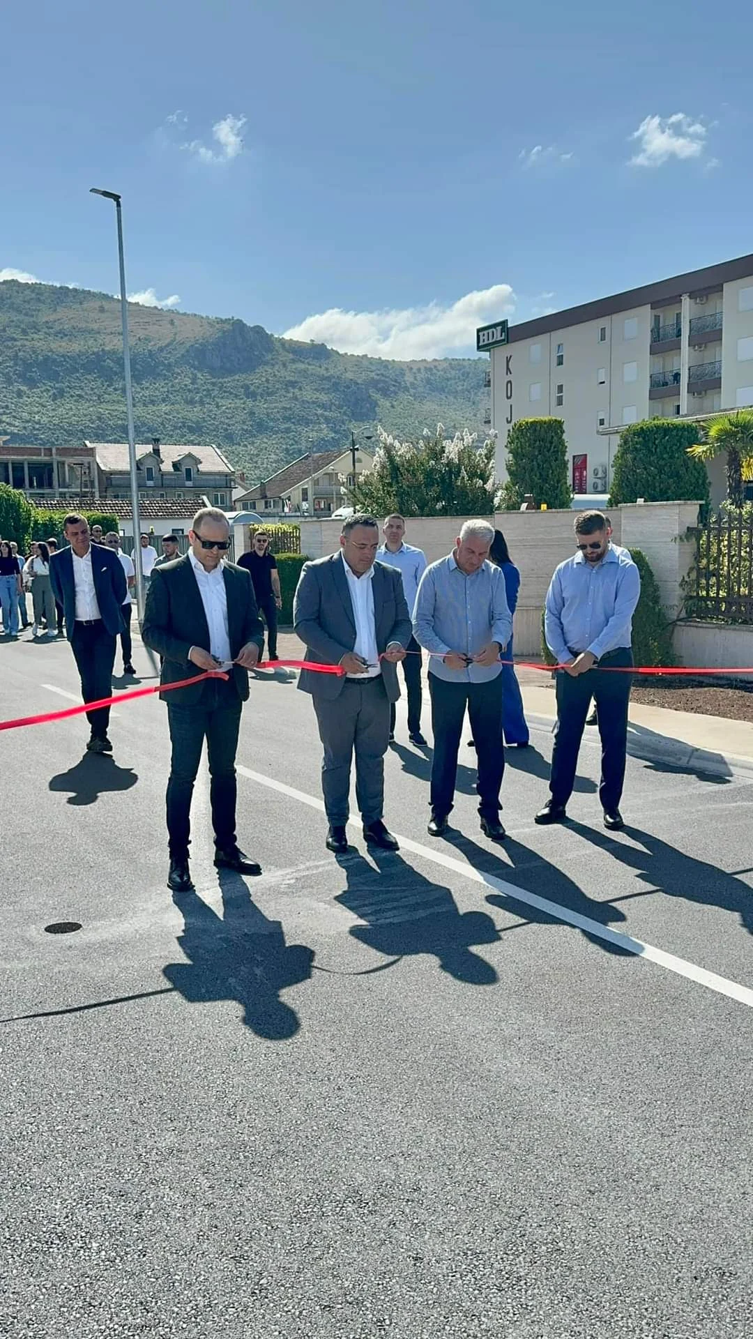 OTVOREN NOVI PUT KOD GIMNAZIJE U TUZIMA