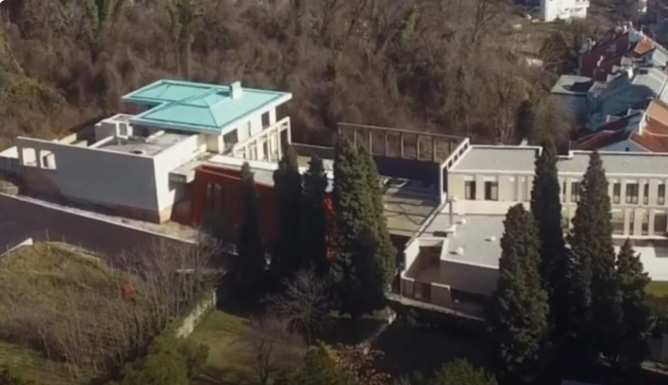 ADVOKAT: Knežević ima dokaze da je 'ničija kuća' u vlasništvu Mila Đukanovića