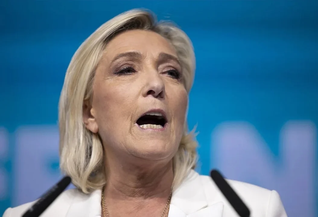 Ankete pokazale: Stranka Marine Le Pen ima veliku prednost pred izbore u Francuskoj
