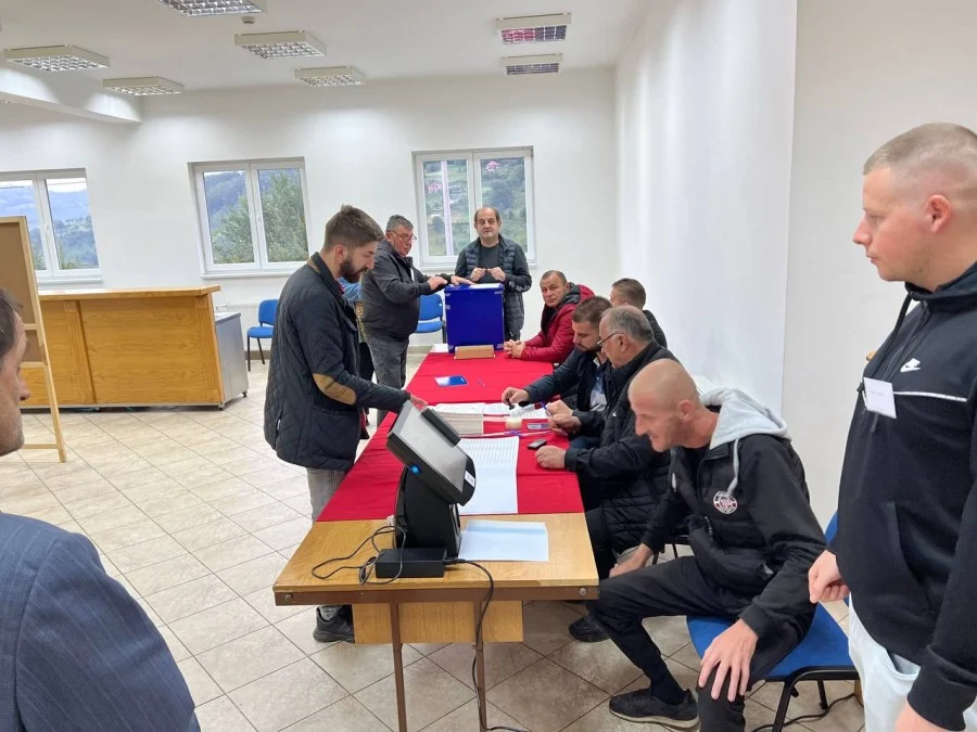 Prvi rezultati: DPS 11, ASP 8, PES 4, ZBA 3, ZBND 3, VPU 1