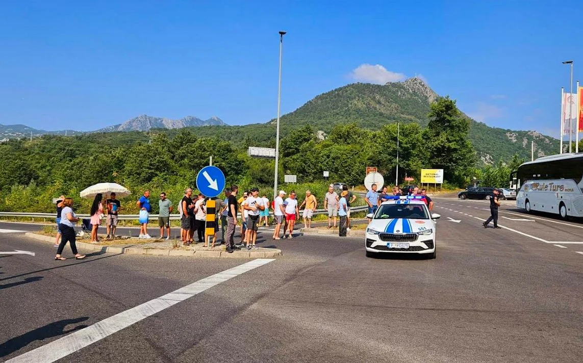 Crmničani blokirali Sozinu, pozvali „Monteput“ da ih tretira kao ravnopravne partnere