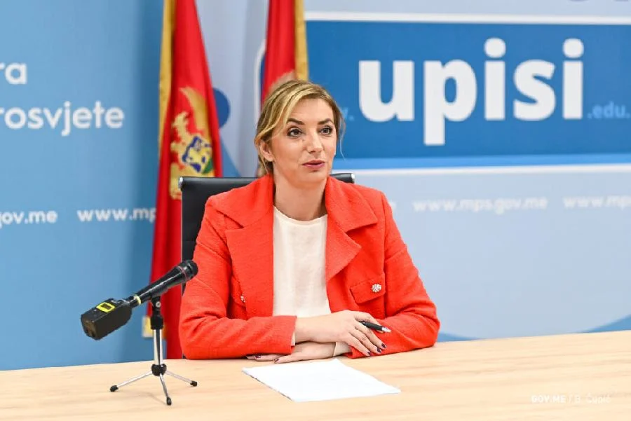 Jakšić Stojanović: Smjene direktora škola državu koštale skoro 400.000 eura