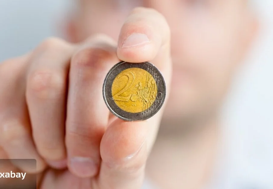 Uhapšen službenik ministarstva Sjeverne Makedonije zbog masovnog lažiranja kovanica od 2 eura