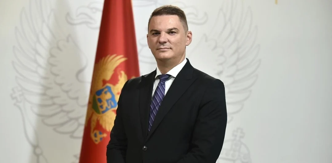 LNG terminal i Jadransko-jonski gasovod mogu transformisati energetsku scenu Crne Gore; cementara razvojni projekat Pljevalja i sjevera Crne Gore