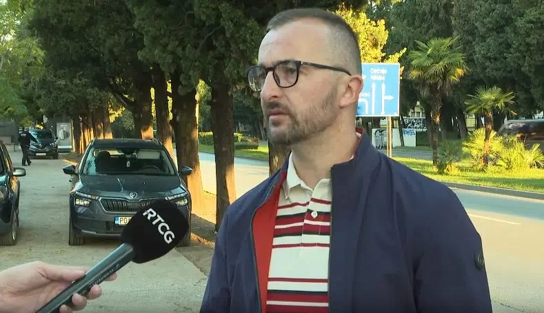 Gazdić: Građani da izbjegavaju područje oko Luke Bar