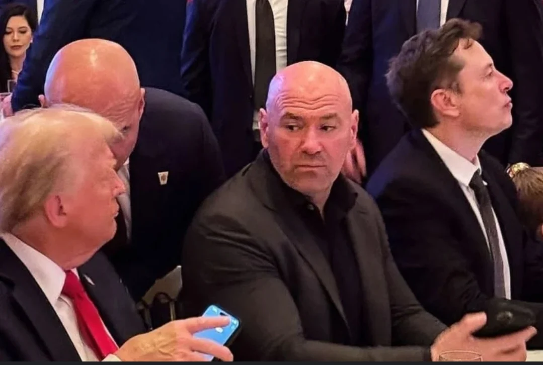 Donald Tramp u društvu Ilona Maska i Dane Vajta čeka izborne rezultate