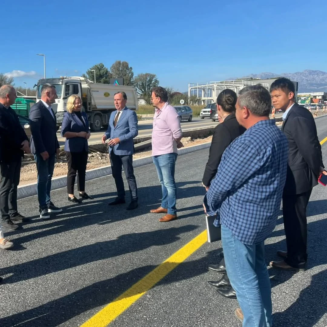 Kinezi traže još novca za gradnju bulevara Jaz-Tivat, Vlada odbila zahtjev: Za cijevi ne daju dva miliona