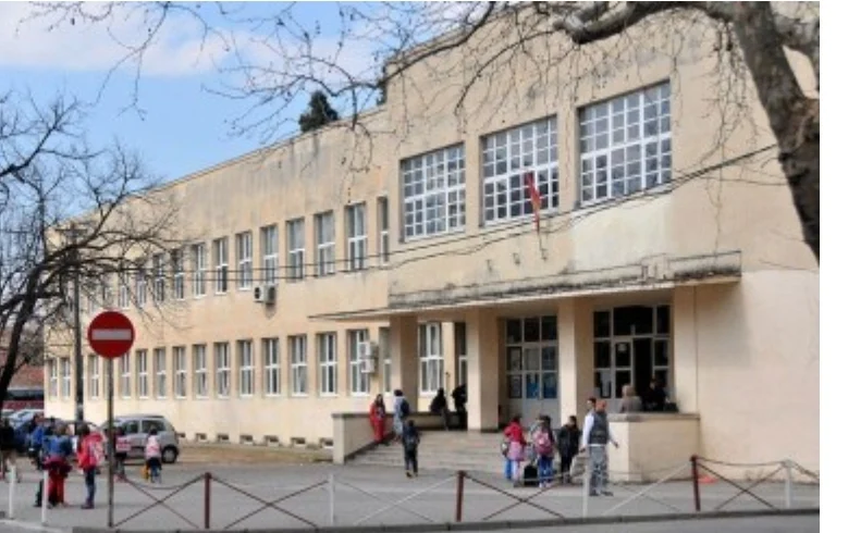 Riješen problem prostora oko osnovne škole „Savo Pejanović“