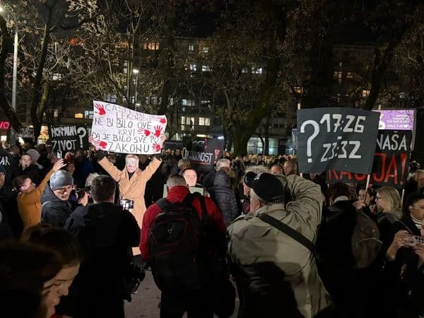 Kamo Śutra: Političari pokušavaju da skrenu pažnju sa zahtjeva
