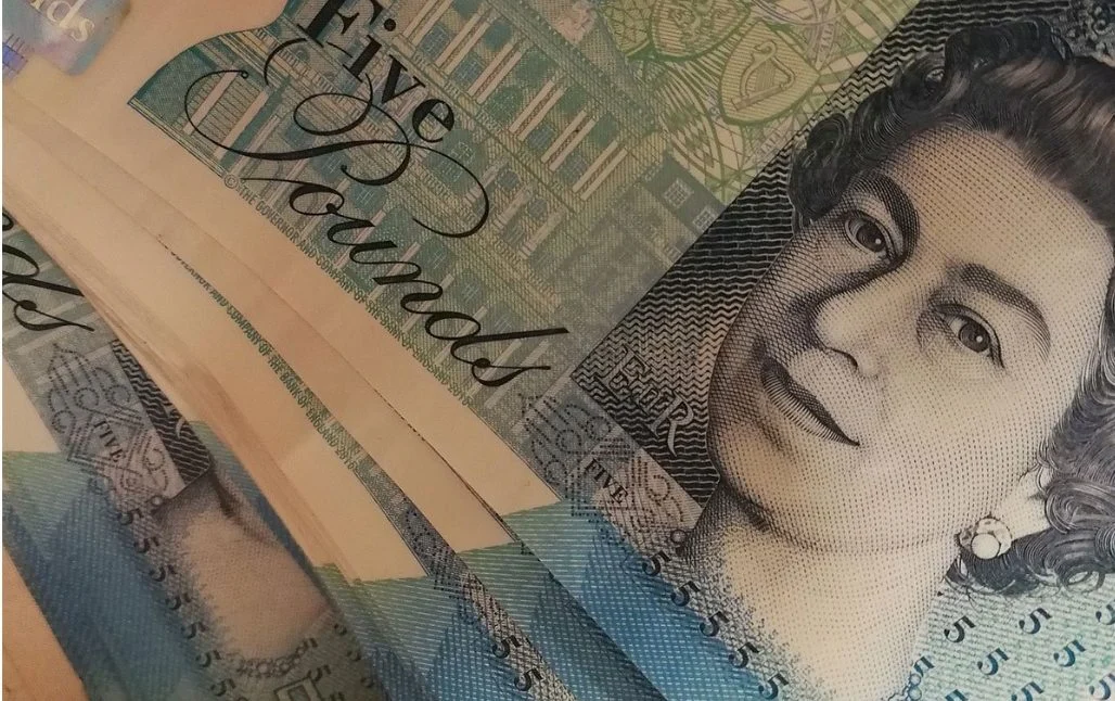 Neki direktori za 29 sati zarade više nego radnik za godinu dana