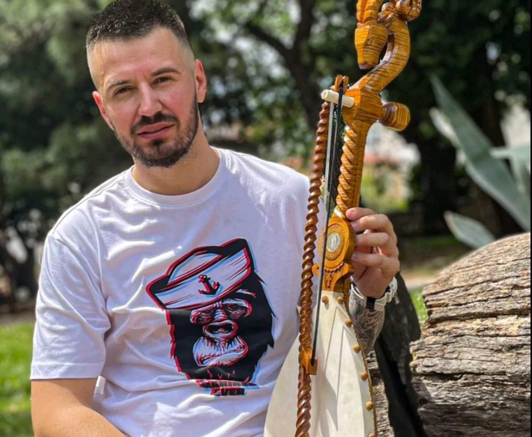 Bane Vujović: Čuvar tradicije kroz umjetnost izrade gusala