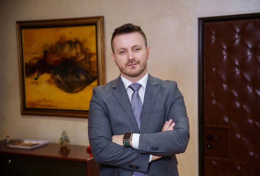 Ministar Dukaj: Ministarstvo zabrinuto, rješenje lokalni izbori u jednom danu
